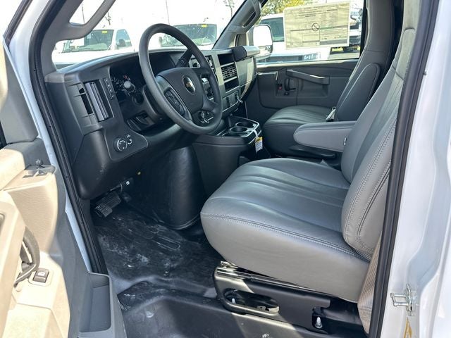 2025 Chevrolet Express Cargo Van RWD 3500 155"