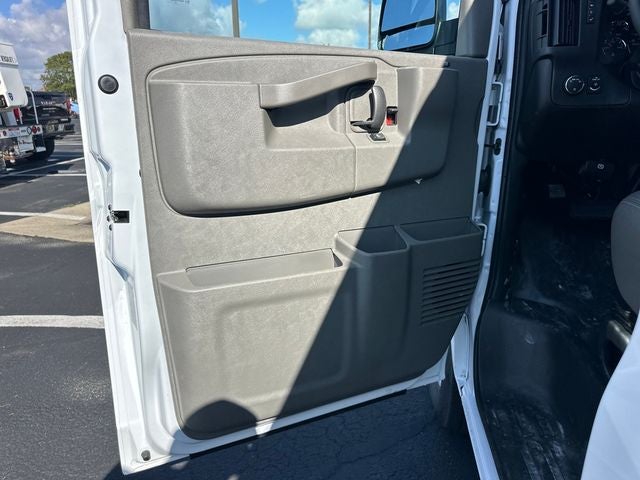 2025 Chevrolet Express Cargo Van RWD 3500 155"