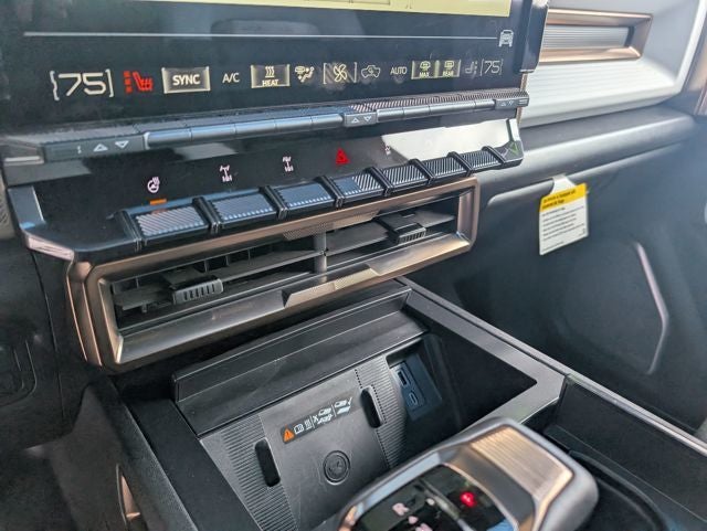 2024 GMC HUMMER EV SUV 2X