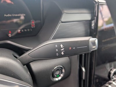 2026 GMC Acadia AWD AT4
