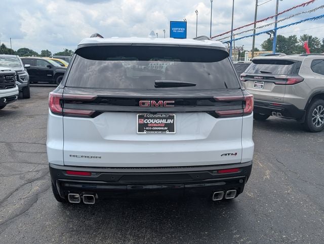 2026 GMC Acadia AWD AT4
