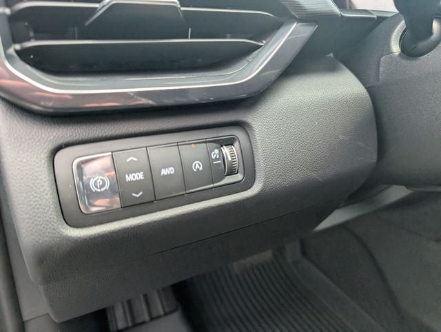 2026 GMC Acadia AWD AT4
