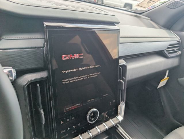 2026 GMC Acadia AWD AT4