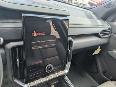 2026 GMC Acadia AWD AT4