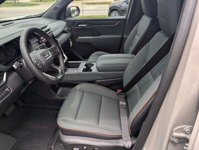 2026 GMC Acadia AWD AT4