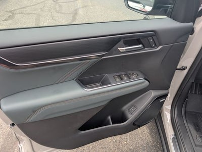 2026 GMC Acadia AWD AT4