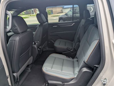 2026 GMC Acadia AWD AT4
