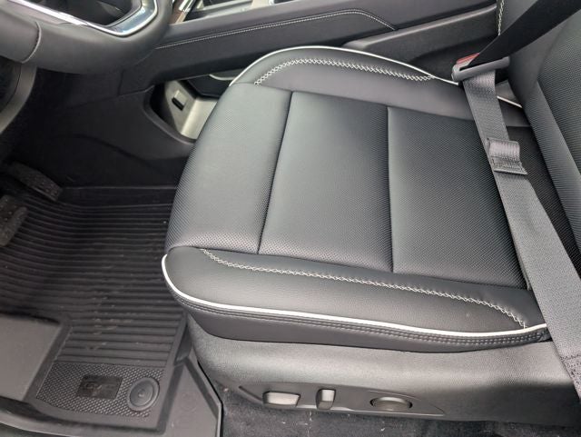 2026 GMC Acadia AWD Denali