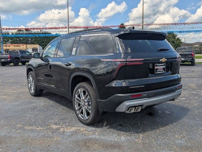2027 Chevrolet Traverse FWD LT
