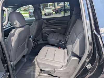 2027 Chevrolet Traverse FWD LT