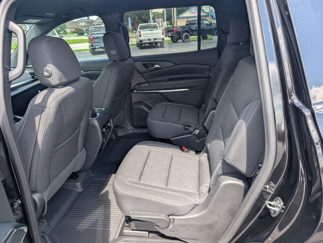 2027 Chevrolet Traverse FWD LT