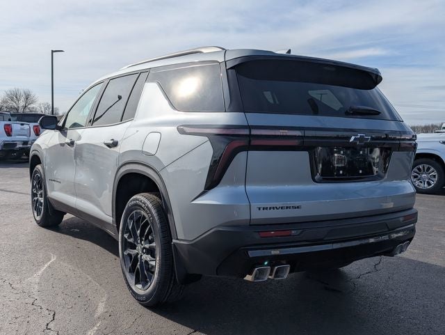 2026 Chevrolet Traverse FWD LT