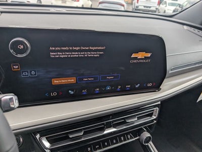 2026 Chevrolet Traverse FWD LT