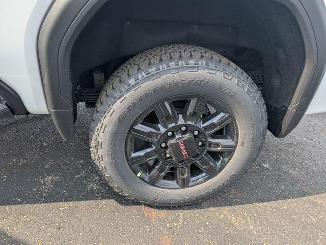 2026 GMC Sierra 2500HD AT4