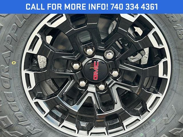 2026 GMC Canyon 4WD AT4