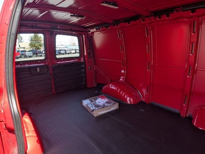 2026 GMC Savana Cargo Van RWD 3500 135"