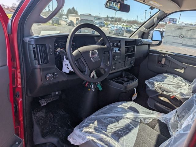 2026 GMC Savana Cargo Van RWD 3500 135"