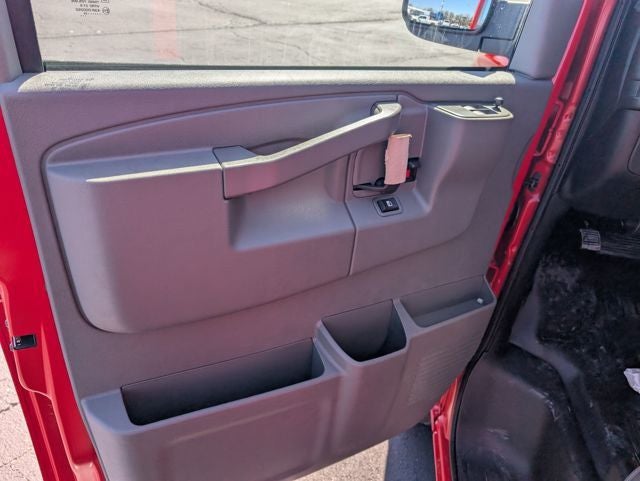 2026 GMC Savana Cargo Van RWD 3500 135"