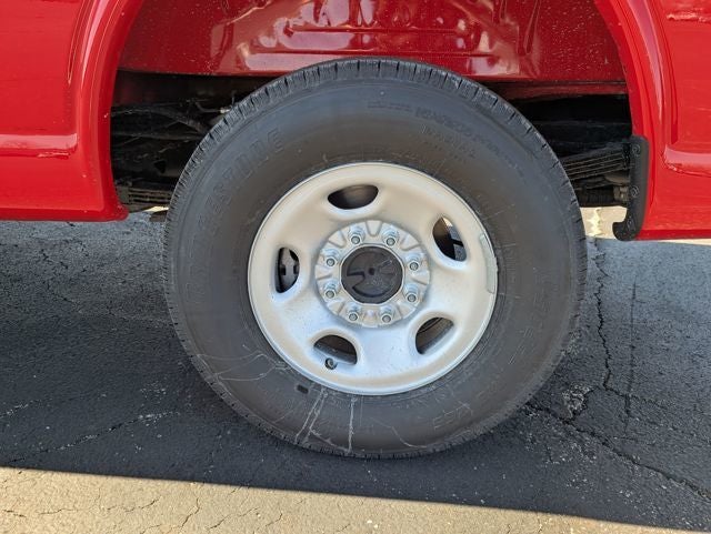 2026 GMC Savana Cargo Van RWD 3500 135"