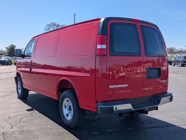 2026 GMC Savana Cargo Van RWD 3500 135"
