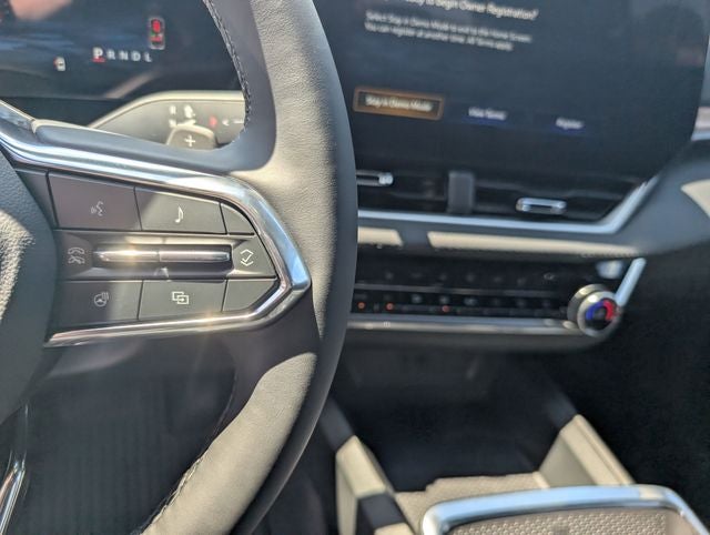 2027 Chevrolet Equinox FWD LT