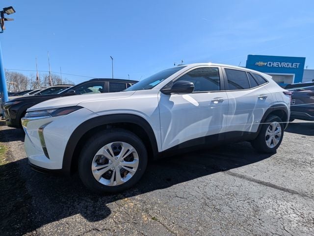 2026 Chevrolet Trax LS