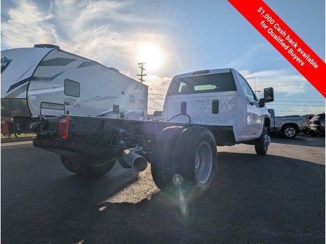 2026 Chevrolet Silverado 3500HD CC Work Truck