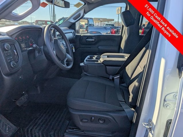 2026 Chevrolet Silverado 2500HD 4WD Crew Cab 159" Custom