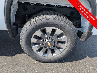 2026 Chevrolet Silverado 2500HD 4WD Crew Cab 172" Custom