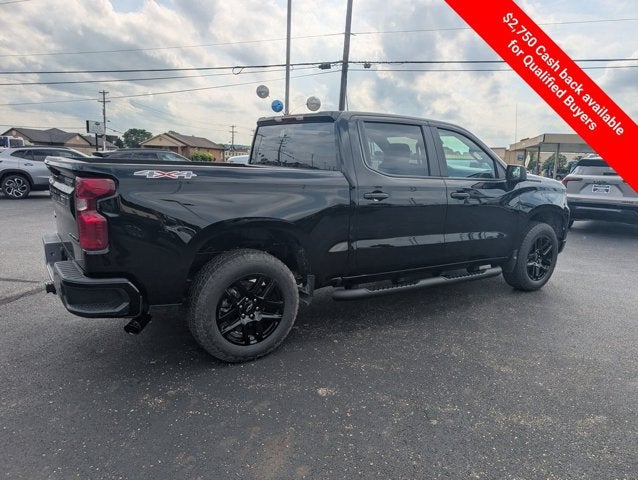 2026 Chevrolet Silverado 1500 4WD Crew Cab 147" Custom
