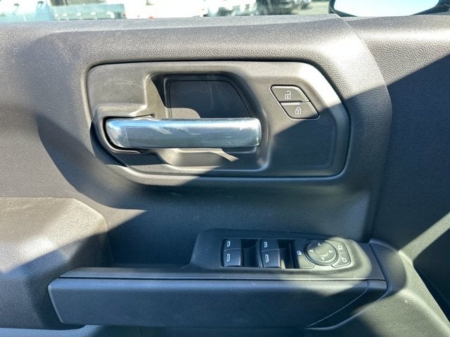 2026 Chevrolet Silverado 1500 4WD Crew Cab 147" Custom