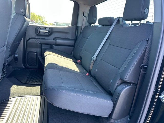 2026 Chevrolet Silverado 1500 4WD Crew Cab 147" Custom