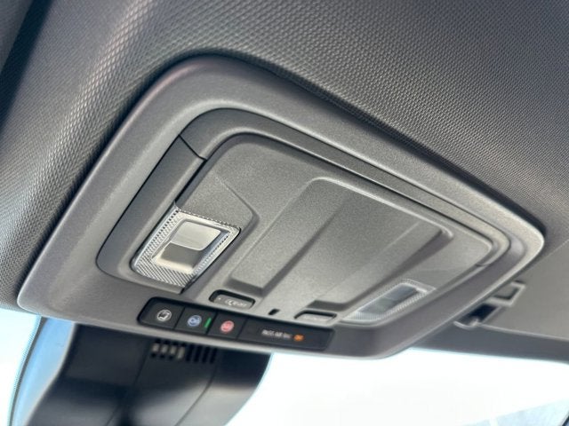 2026 Chevrolet Silverado 1500 4WD Crew Cab 147" Custom