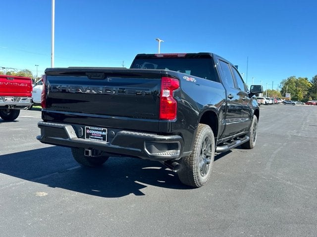 2026 Chevrolet Silverado 1500 4WD Crew Cab 147" Custom