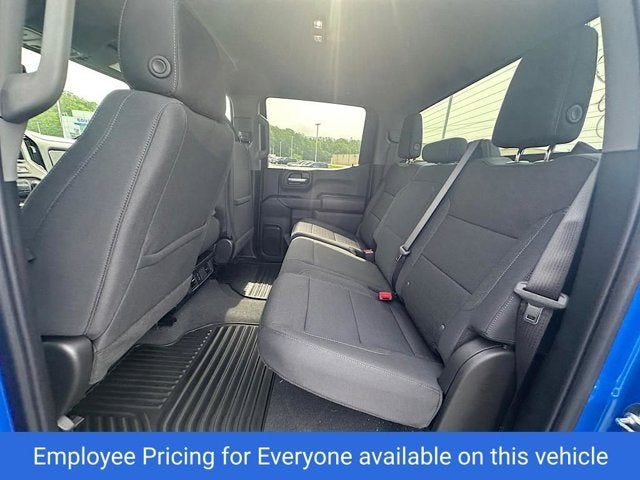 2025 Chevrolet Silverado 1500 4WD Crew Cab 147" Custom