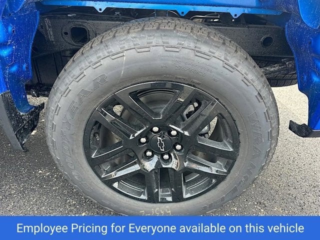 2025 Chevrolet Silverado 1500 4WD Crew Cab 147" Custom