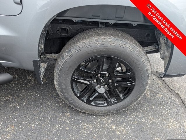 2026 Chevrolet Silverado 1500 4WD Crew Cab 147" Custom