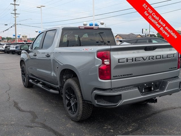 2026 Chevrolet Silverado 1500 4WD Crew Cab 147" Custom