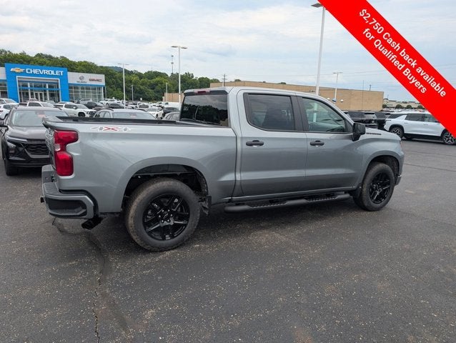 2026 Chevrolet Silverado 1500 4WD Crew Cab 147" Custom