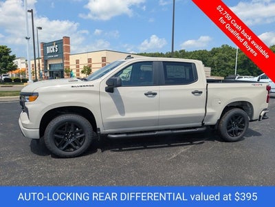 2026 Chevrolet Silverado 1500 4WD Crew Cab 147" Custom