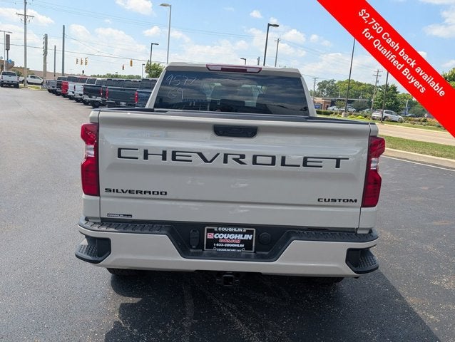 2026 Chevrolet Silverado 1500 4WD Crew Cab 147" Custom