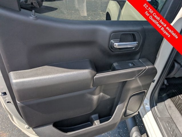 2026 Chevrolet Silverado 1500 4WD Crew Cab 147" Custom