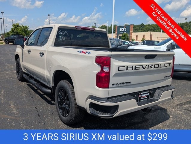 2026 Chevrolet Silverado 1500 4WD Crew Cab 147" Custom