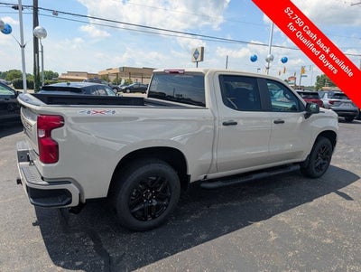 2026 Chevrolet Silverado 1500 4WD Crew Cab 147" Custom