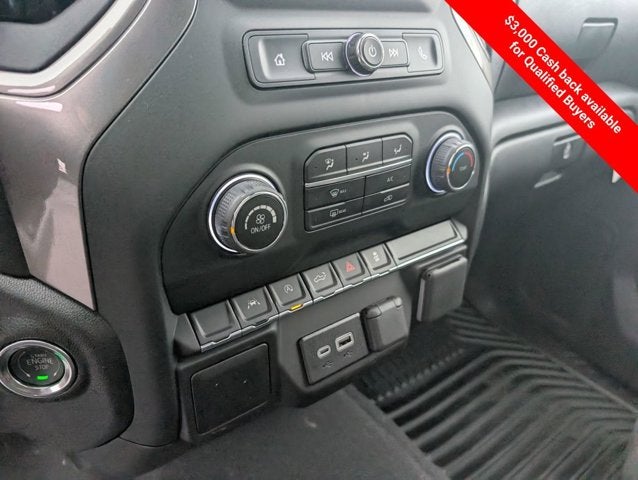 2026 Chevrolet Silverado 1500 4WD Double Cab 147" Custom