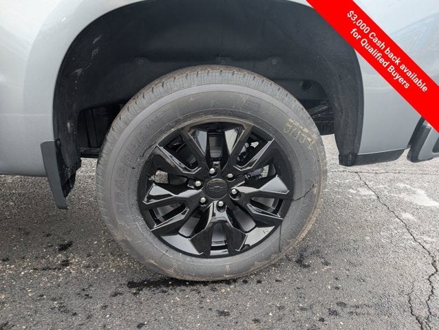 2026 Chevrolet Silverado 1500 4WD Double Cab 147" Custom