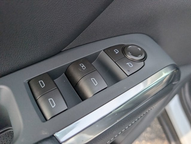 2027 Chevrolet Traverse AWD LT