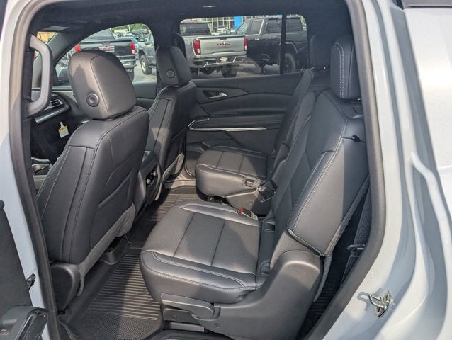 2027 Chevrolet Traverse AWD LT