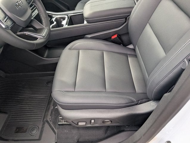 2027 Chevrolet Traverse AWD LT