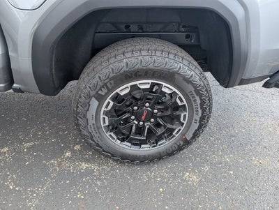 2026 GMC Canyon 4WD AT4